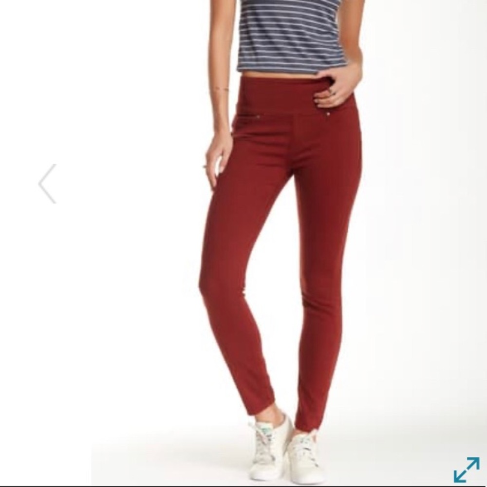 SPANX by Sara Blakely Brick Ready To Wow Leggings.